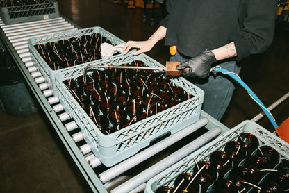 P.F. Candle Teakwood & Tobacco