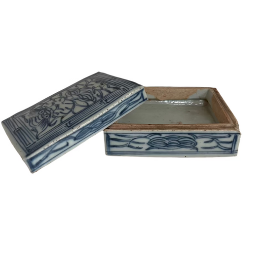 Chinoiserie Lidded Box